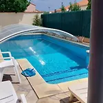 Climatise Avec Grande Piscine וילה סן-לורן-דה-לה-סלאנק