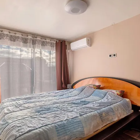 فيلة Climatise Avec Grande Piscine سان لوران دي لا سالانك