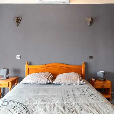 Climatise Avec Grande Piscine Villa